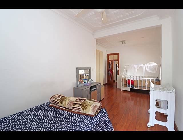 3 BEDROOM HOUSE FOR SALE IN KENSINGTON